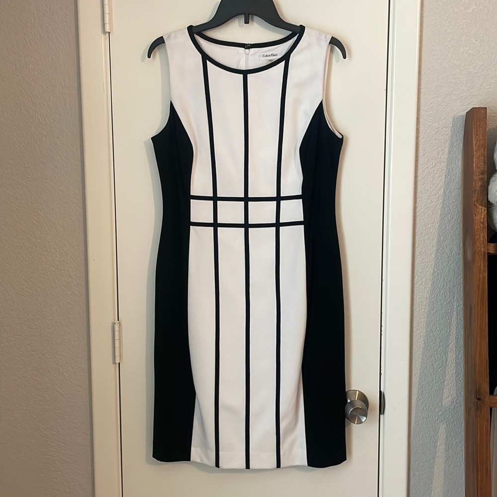 Calvin Klein dress White and Black Work dress.